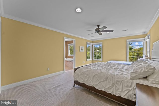 14 SLOAN RD, West Chester, PA 19382