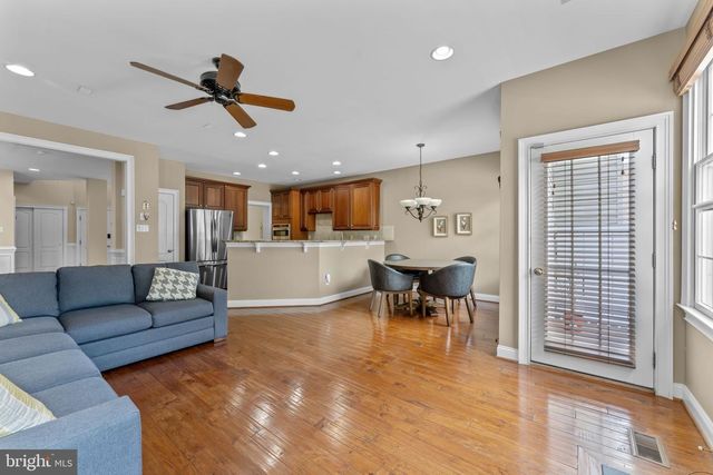 14 SLOAN RD, West Chester, PA 19382