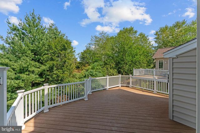 14 SLOAN RD, West Chester, PA 19382