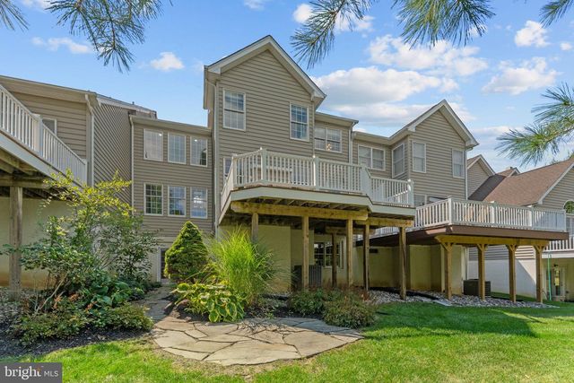 14 SLOAN RD, West Chester, PA 19382