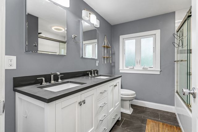 53 Westminster Ave, Haverhill, MA 01830
