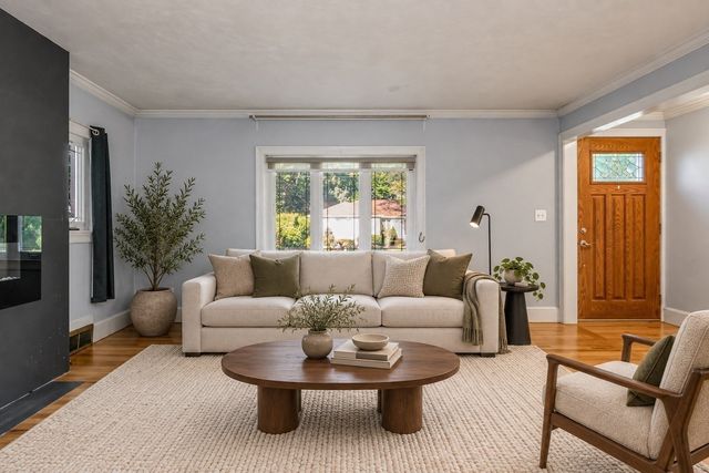 53 Westminster Ave, Haverhill, MA 01830