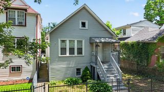 7931 S Muskegon Avenue, Chicago, IL 60617