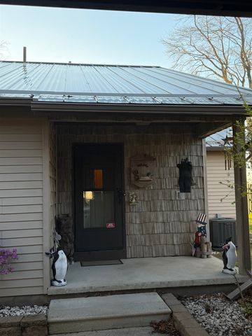 575 Rainbow Drive, East Tawas, MI 48730