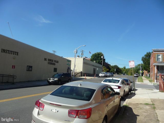 2239 PENROSE AVE, Baltimore, MD 21223