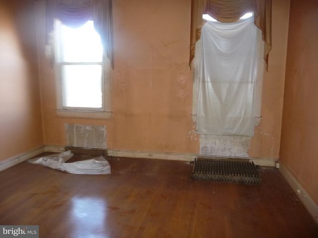 2239 PENROSE AVE, Baltimore, MD 21223
