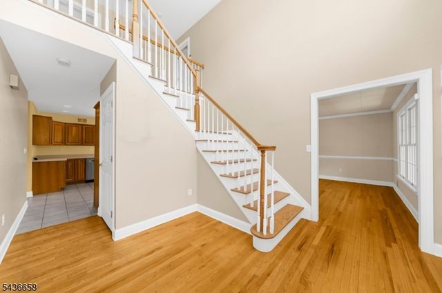4 Winters Dr, Lebanon Twp., NJ 08826