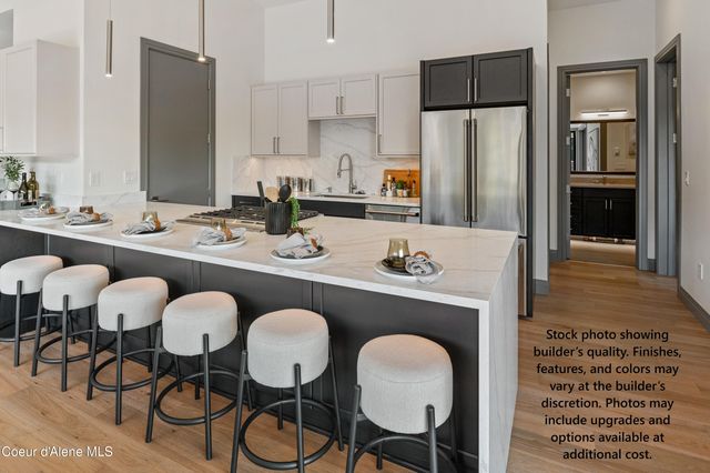 2165 W Bellerive Ln, Coeur D'alene, ID 83814