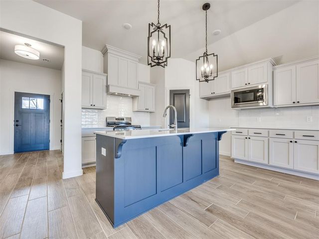 12009 NW 120th Street, Yukon, OK 73099