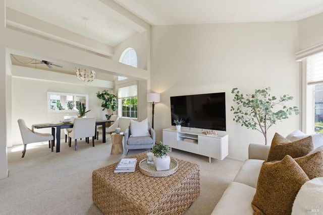 4102 Salmon Creek Ln, Napa, CA 94558