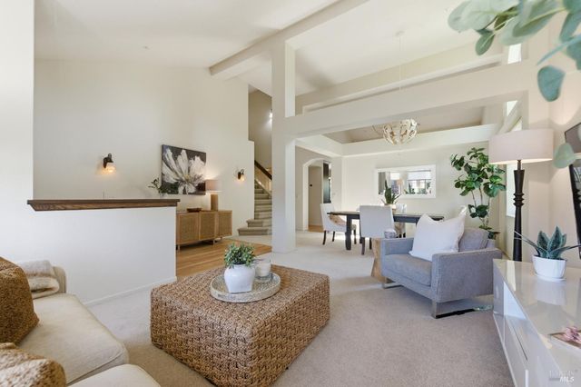 4102 Salmon Creek Ln, Napa, CA 94558