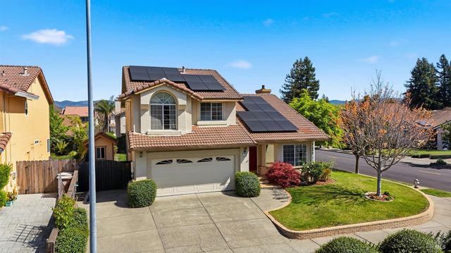 4102 Salmon Creek Ln, Napa, CA 94558