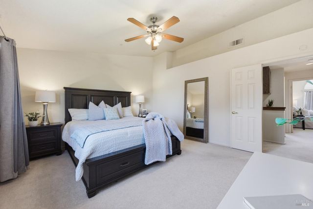 4102 Salmon Creek Ln, Napa, CA 94558