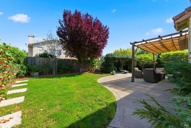 4102 Salmon Creek Ln, Napa, CA 94558