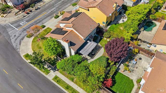 4102 Salmon Creek Ln, Napa, CA 94558