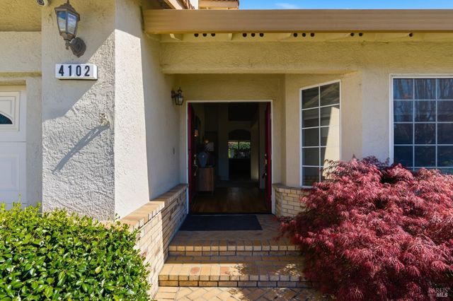 4102 Salmon Creek Ln, Napa, CA 94558