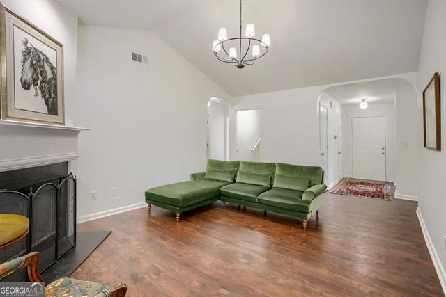 633 Effie Drive, Lawrenceville, GA 30045