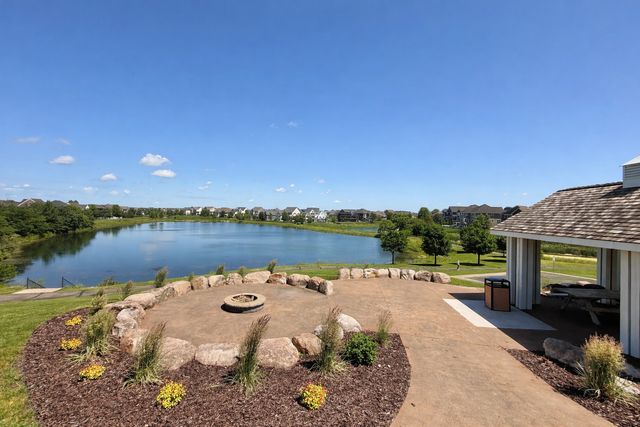16102 Duvane Way, Lakeville, MN 55044