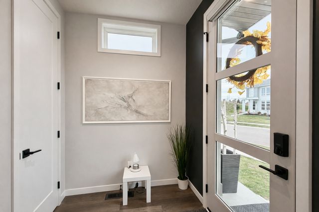 16102 Duvane Way, Lakeville, MN 55044