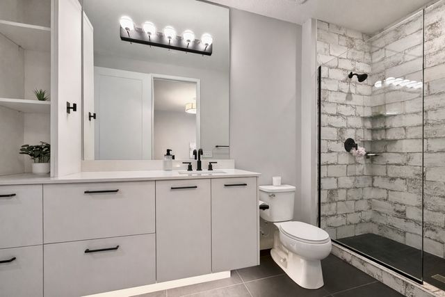 16102 Duvane Way, Lakeville, MN 55044