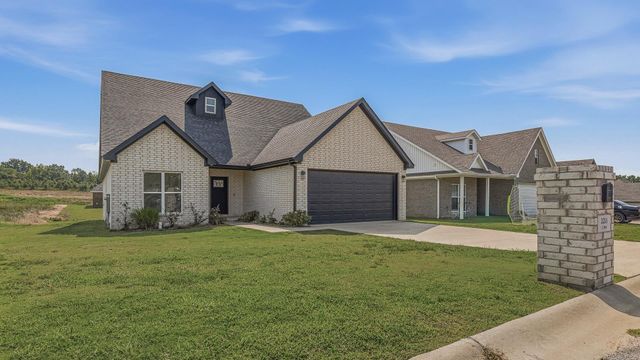 2211 S 20 Street, Paragould, AR 72450