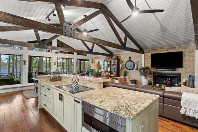 8817 ROBERTS ROAD, Odessa, FL 33556