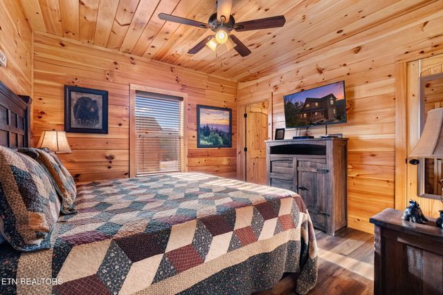 304 City View Way, Pigeon Forge, TN 37863