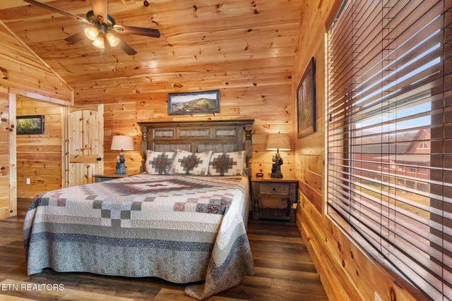 304 City View Way, Pigeon Forge, TN 37863