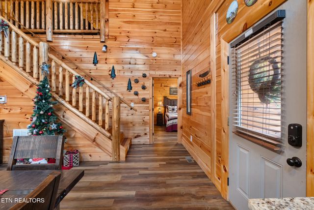 304 City View Way, Pigeon Forge, TN 37863