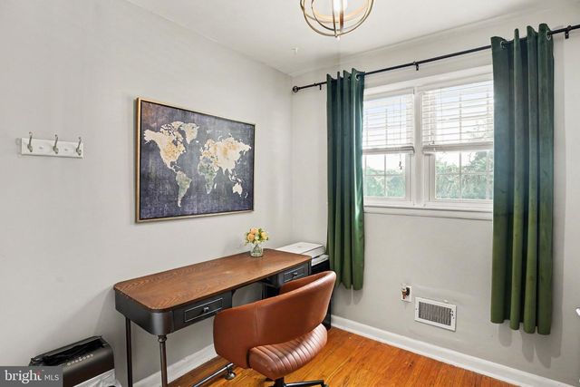 2206 GRAHAM DR, Wilmington, DE 19808