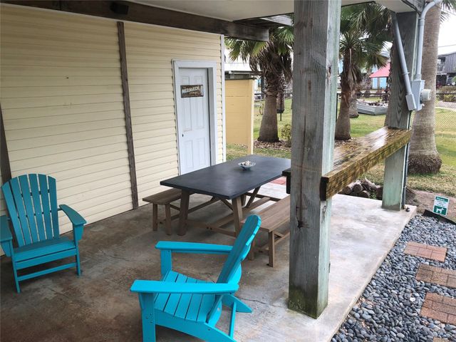 4034 Panola Drive, Galveston, TX 77554