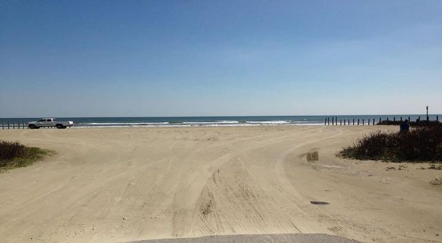 4034 Panola Drive, Galveston, TX 77554