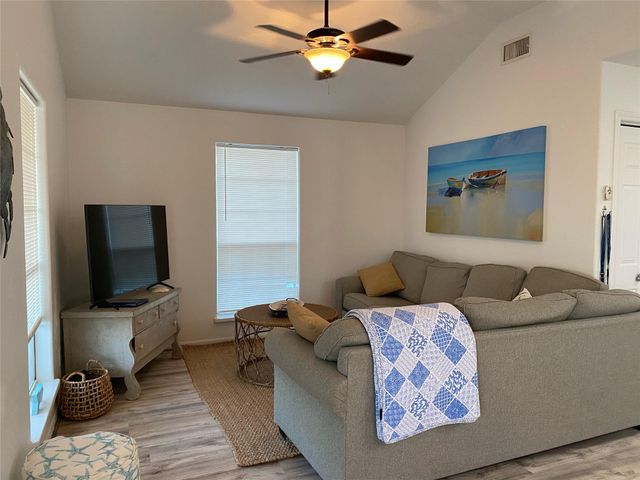 4034 Panola Drive, Galveston, TX 77554