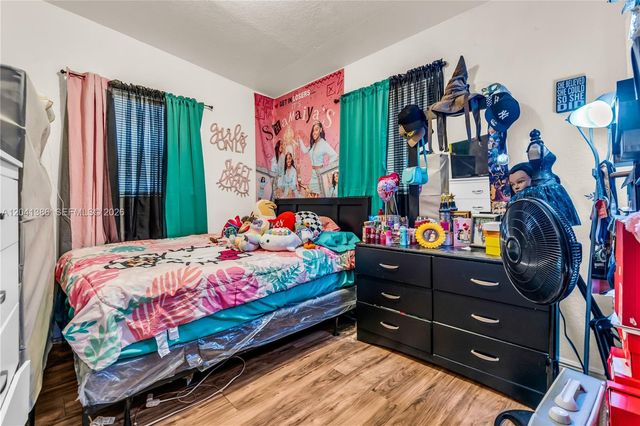 2910 NW 47th St, Miami, FL 33142