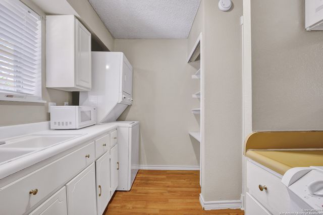 3243 Nacogdoches Rd Apt 412, San Antonio, TX 78217