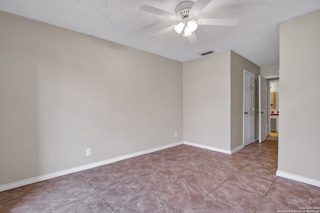 3243 Nacogdoches Rd Apt 412, San Antonio, TX 78217