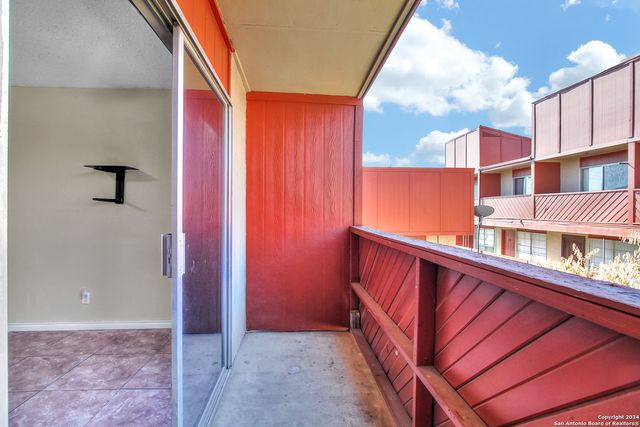 3243 Nacogdoches Rd Apt 412, San Antonio, TX 78217