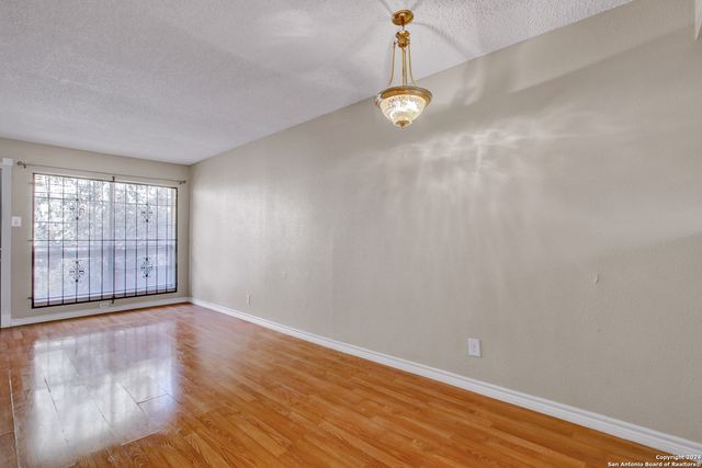 3243 Nacogdoches Rd Apt 412, San Antonio, TX 78217