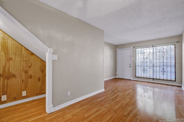 3243 Nacogdoches Rd Apt 412, San Antonio, TX 78217