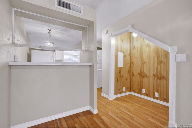 3243 Nacogdoches Rd Apt 412, San Antonio, TX 78217