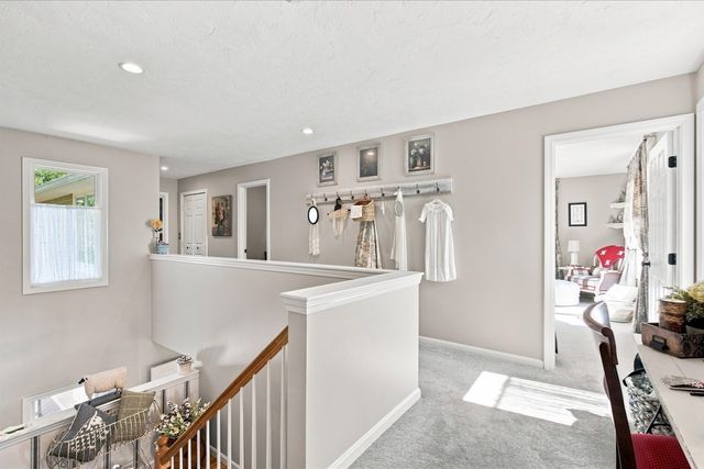 6 Aspen Rd 6, Bourne, MA 02532