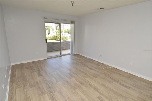 10263 GANDY BOULEVARD N 305, St Petersburg, FL 33702