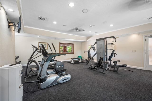 10263 GANDY BOULEVARD N 305, St Petersburg, FL 33702