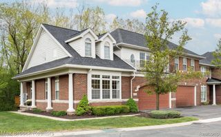 4344 Gateway Circle, West Bloomfield Charter Township, MI 48322