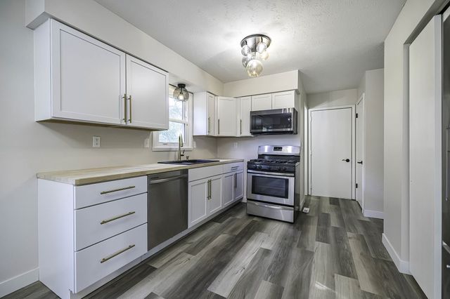 5425 WESTGATE Drive, Girard, PA 16417