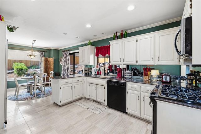 11305 Cedar Hollow Road, Oklahoma City, OK 73162