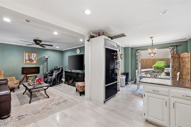 11305 Cedar Hollow Road, Oklahoma City, OK 73162