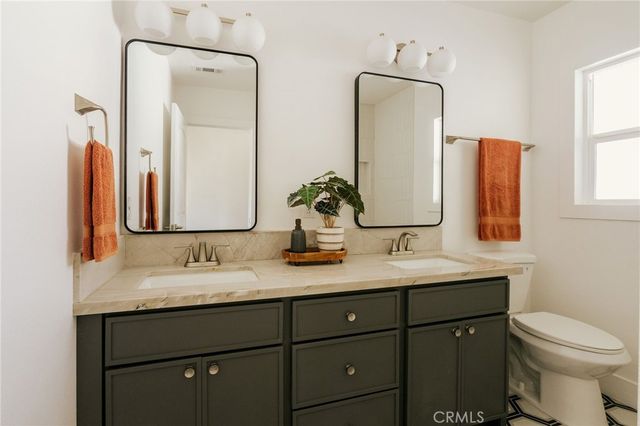 5837 E Gossamer Street, Long Beach, CA 90808