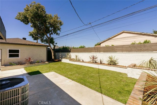 5837 E Gossamer Street, Long Beach, CA 90808