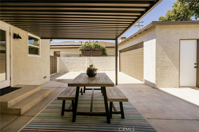 5837 E Gossamer Street, Long Beach, CA 90808